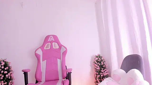 keissy rincon  online show from October 5, 2025, 5:58 pm