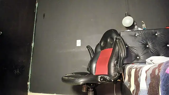 Snapshot of FuckHardlove chatting on June 22, 2026, 3:25 am FuckHardlove online show from June 22, 2026, 3:25 am