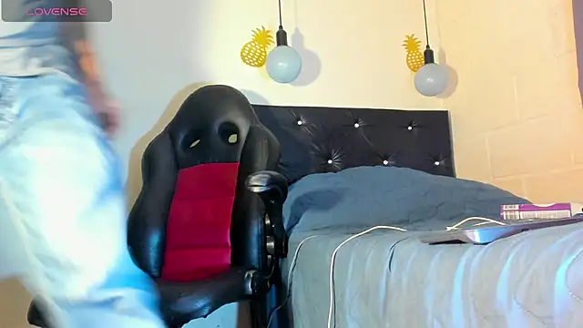 Snapshot of FuckHardlove chatting on February 22, 2025, 5:12 am FuckHardlove online show from February 22, 2025, 5:12 am