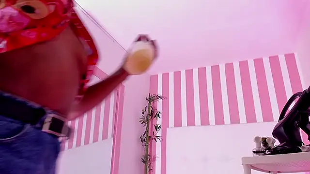 Coco Kiss online show from March 3, 2026, 7:32 pm