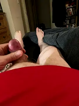 Snapshot of chatting on December 16, 2025, 8:46 pm online show from December 16, 2025, 8:46 pm