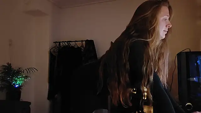 MazySun online show from April 6, 2026, 6:53 pm