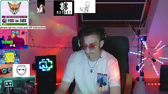 RevilO1180 online show from January 15, 2026, 4:27 am