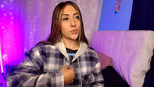 Natasha Wilde  online show from September 15, 2025, 11:27 pm