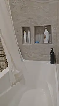 bigdeal698 online show from January 6, 2026, 7:01 am