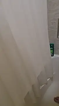 Snapshot of bigdeal698 chatting on January 18, 2026, 7:34 am bigdeal698 online show from January 18, 2026, 7:34 am