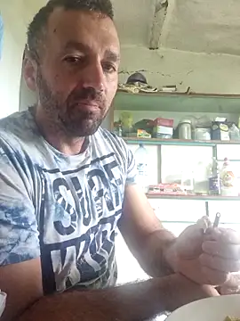 Snapshot of florin421 chatting on May 21, 2026, 11:18 am florin421 online show from May 21, 2026, 11:18 am