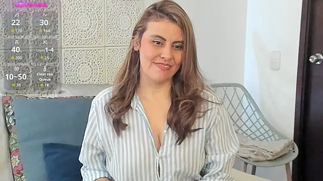 V monse online show from October 4, 2025, 3:24 pm