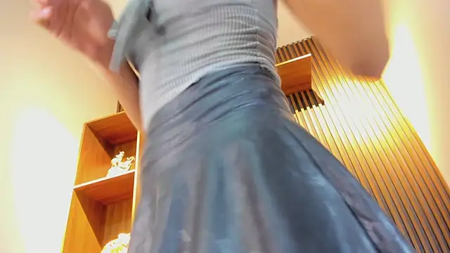 Alahia Rodriguez online show from January 11, 2026, 12:56 pm