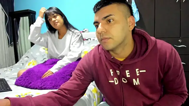 2ScarletandRyan8 online show from November 14, 2025, 9:57 am