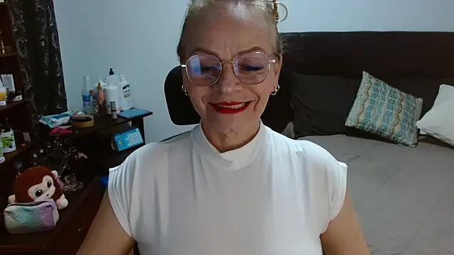 Snapshot of asleycavta chatting on November 23, 2025, 12:20 am asleycavta online show from November 23, 2025, 12:20 am