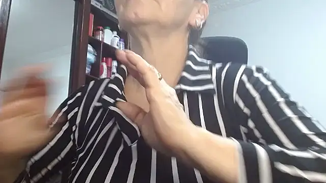 Snapshot of asleycavta chatting on December 18, 2025, 9:29 pm asleycavta online show from December 18, 2025, 9:29 pm