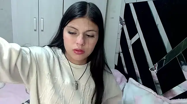 Snapshot of katery_wok11 chatting on March 5, 2025, 2:36 am katery wok11 online show from March 5, 2025, 2:36 am