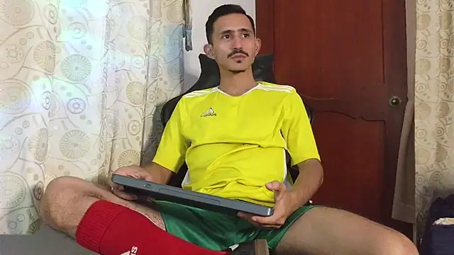 HomeAloneK online show from April 7, 2026, 3:36 pm