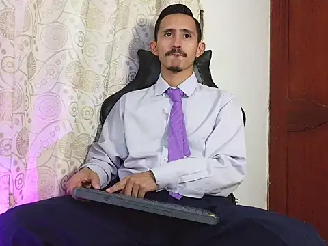 HomeAloneK online show from April 14, 2026, 7:30 pm