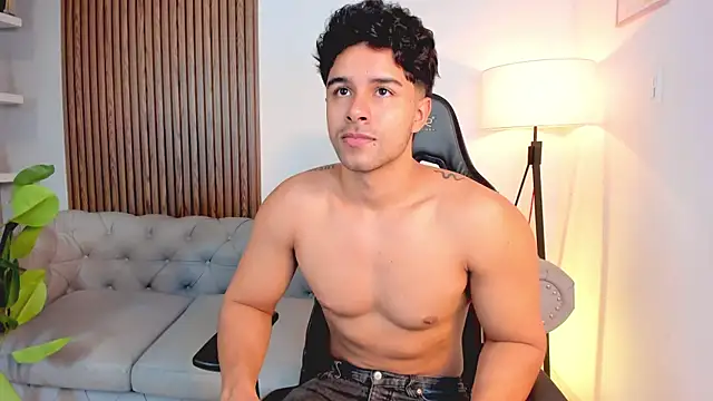 liam collins21 online show from November 9, 2025, 11:47 am