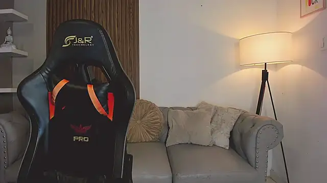 liam collins21 online show from March 23, 2026, 12:27 pm