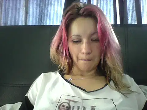 Paulita x3 online show from February 6, 2025, 1:10 pm