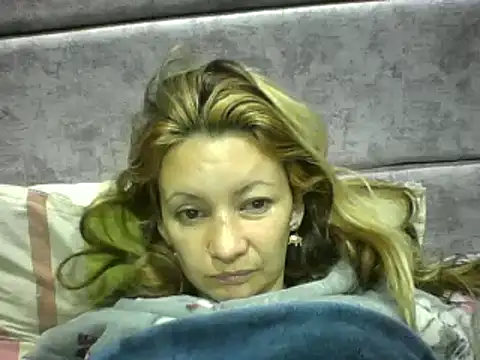Snapshot of Paulita_x3 chatting on June 27, 2026, 10:21 am Paulita x3 online show from June 27, 2026, 10:21 am
