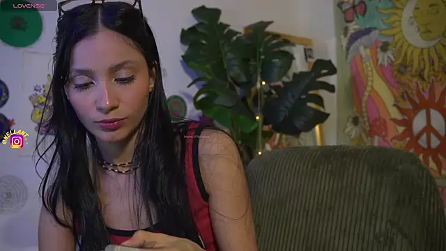 Snapshot of antonella_maitt1 chatting on March 12, 2025, 5:13 am antonella maitt1 online show from March 12, 2025, 5:13 am