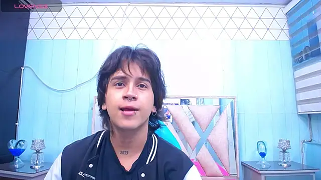 alex 477 online show from March 18, 2025, 11:22 am