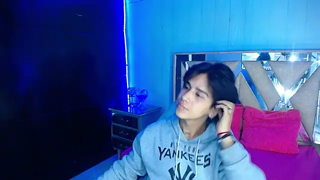 alex 477 online show from December 22, 2025, 11:32 am