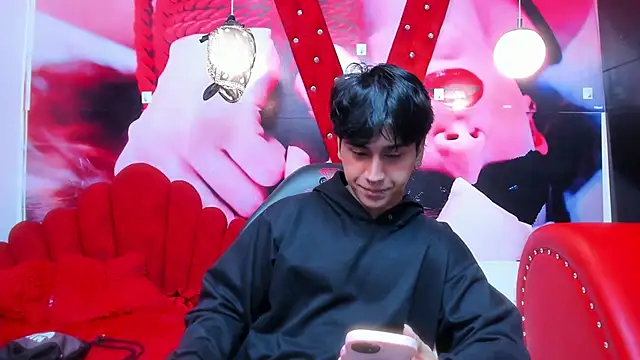 alex 477 online show from October 17, 2025, 11:34 am