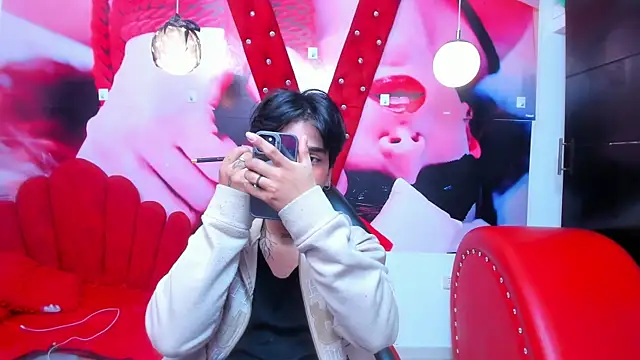 alex 477 online show from November 15, 2025, 11:47 am