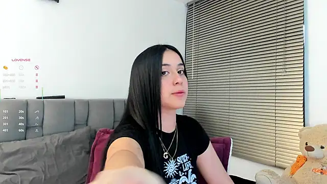 Gigi-bom online show from November 26, 2025, 10:32 pm