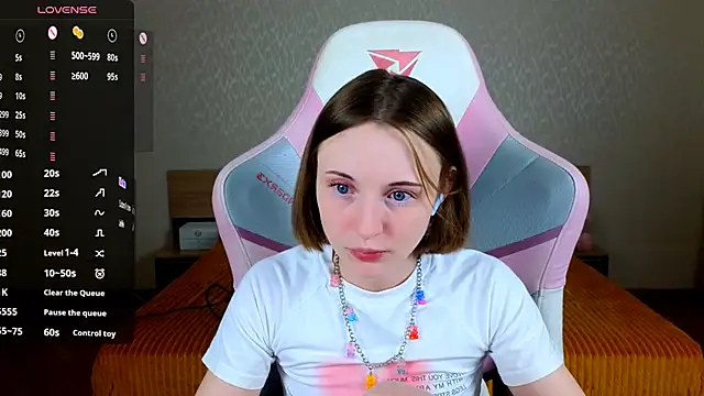 Snapshot of Cowell_Adelina chatting on February 16, 2026, 9:30 am Cowell Adelina online show from February 16, 2026, 9:30 am