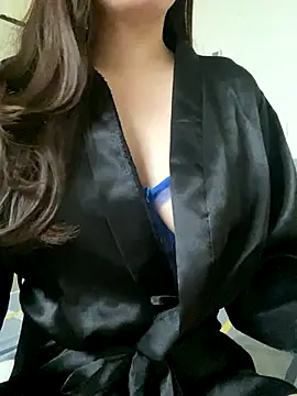 Snapshot of Ruby_bear chatting on November 4, 2025, 4:38 am Ruby bear online show from November 4, 2025, 4:38 am