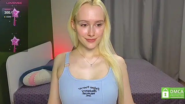 Snapshot of CaseyLabow chatting on November 16, 2025, 3:22 am CaseyLabow online show from November 16, 2025, 3:22 am