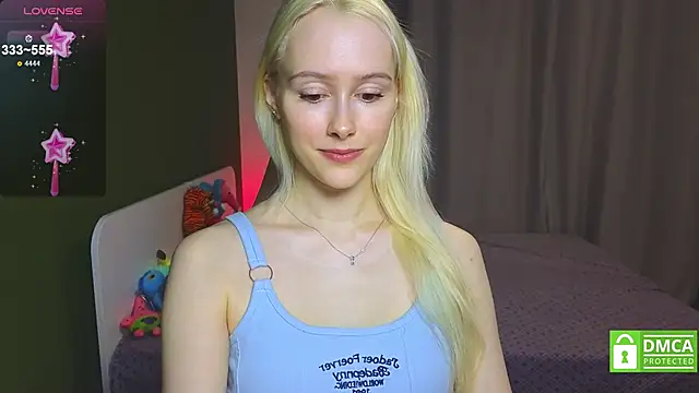 Snapshot of CaseyLabow chatting on December 2, 2025, 2:56 am CaseyLabow online show from December 2, 2025, 2:56 am