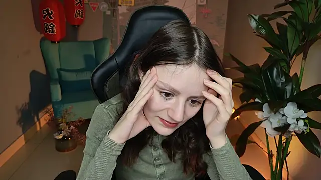 Snapshot of VeliraBraitberg chatting on February 6, 2025, 2:15 pm VeliraBraitberg online show from February 6, 2025, 2:15 pm