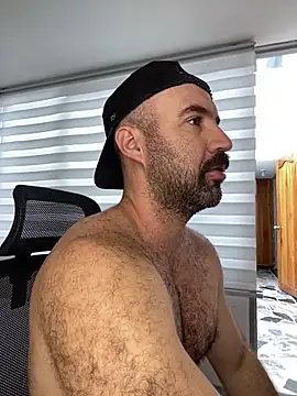 ADONIS ART01 online show from October 25, 2025, 5:24 pm