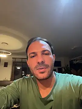 Snapshot of Adventurehotman chatting on November 5, 2025, 2:58 am Adventurehotman online show from November 5, 2025, 2:58 am