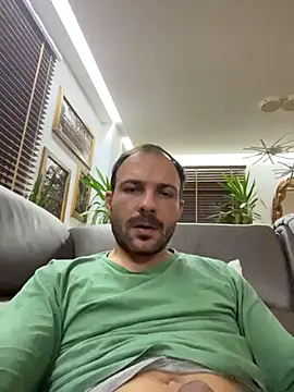 Snapshot of Adventurehotman chatting on December 1, 2025, 12:55 am Adventurehotman online show from December 1, 2025, 12:55 am