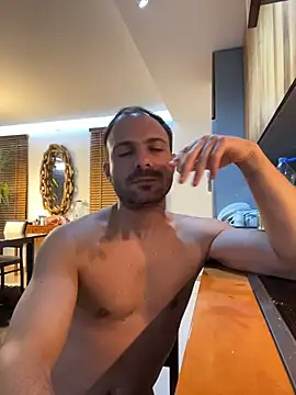 Snapshot of Adventurehotman chatting on November 20, 2025, 2:23 am Adventurehotman online show from November 20, 2025, 2:23 am