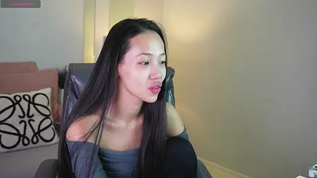  MIURA  online show from February 26, 2025, 6:51 am