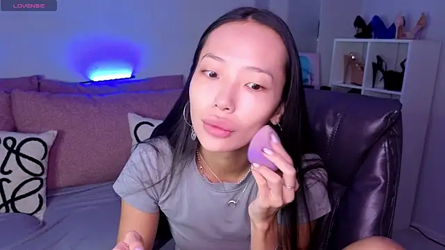  MIURA  online show from October 11, 2025, 11:39 pm