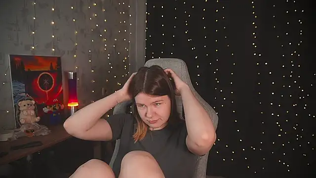 Snapshot of cuteamberlyyy chatting on October 26, 2025, 4:35 am cuteamberlyyy online show from October 26, 2025, 4:35 am