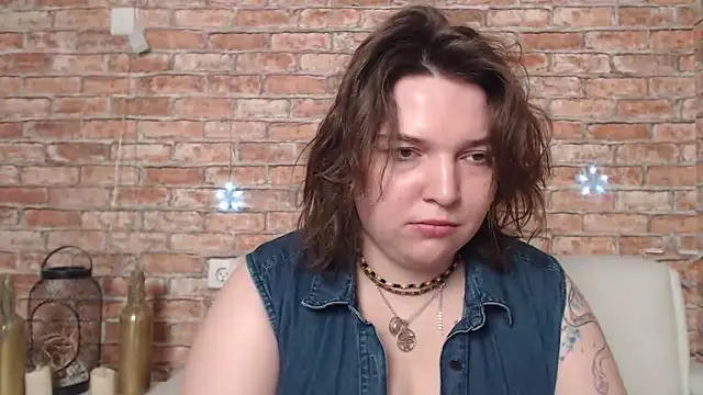 Snapshot of Amelia_Kiss_ chatting on March 20, 2025, 12:51 am Amelia Kiss online show from March 20, 2025, 12:51 am