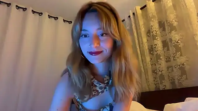 SirenaBelle online show from March 8, 2026, 1:36 pm