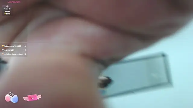 Snapshot of yosselin23 chatting on February 19, 2025, 11:57 pm yosselin23 online show from February 19, 2025, 11:57 pm