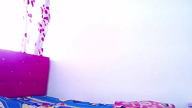 Snapshot of candy_dustano691 chatting on September 27, 2025, 8:59 pm candy dustano691 online show from September 27, 2025, 8:59 pm