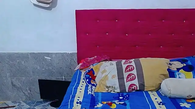 Snapshot of candy_dustano691 chatting on November 18, 2025, 10:34 pm candy dustano691 online show from November 18, 2025, 10:34 pm