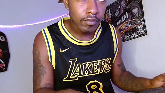 Snapshot of king__Black chatting on February 18, 2026, 1:36 am king Black online show from February 18, 2026, 1:36 am