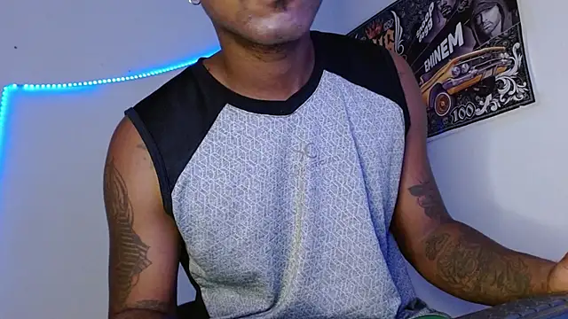 Snapshot of king__Black chatting on February 2, 2026, 3:11 pm king Black online show from February 2, 2026, 3:11 pm