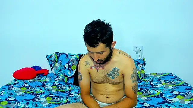 Snapshot of Bad_Couple_1 chatting on March 7, 2025, 6:46 am Bad Couple 1 online show from March 7, 2025, 6:46 am