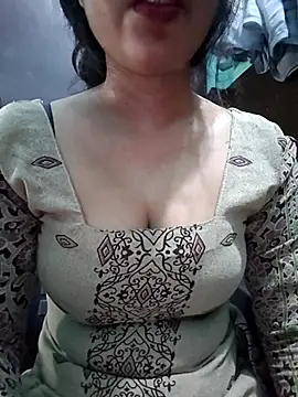 Snapshot of Kavita_ji chatting on September 10, 2025, 3:27 am Kavita ji online show from September 10, 2025, 3:27 am